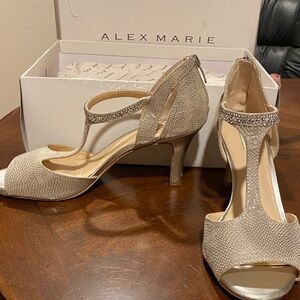 Alex Marie Women's Chalk/Silver Peep Toe Heels with Style-Melroytwo 8M